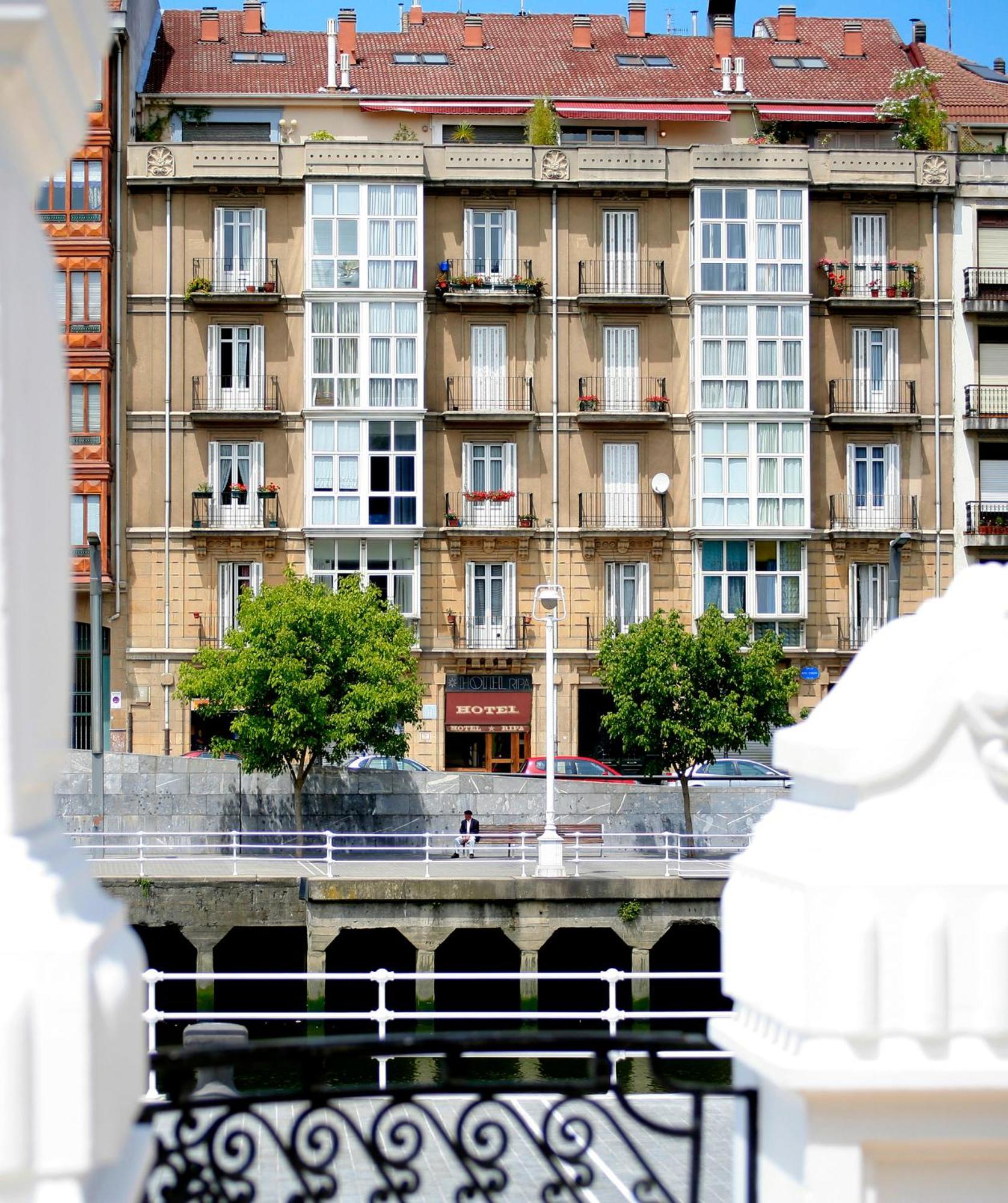 Hotel Ripa Bilbao Eksteriør billede